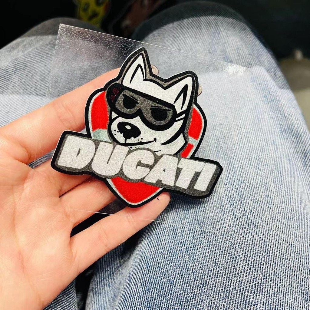 DUCATI สติ๊กเกอร์ Horsepower สติ๊กเกอร์สุนัข DUCATI พวงกุญแจ DUCATI หมวก Fleet สติ๊กเกอร์ สินค้า 4AX