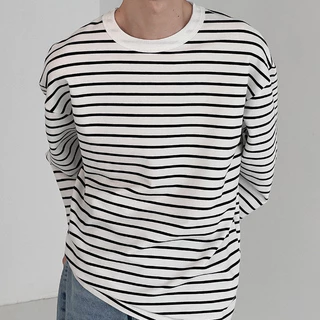 💥BECoolMan💥เสื้อยืดผู้ชายลายทางสีดำและสีขาว ระบายอากาศได้ดี ลำลอง คอกลม สีต่อ เสื้อยืดแขนยาว สไตล์เกาหลี สีดำ สีขาว