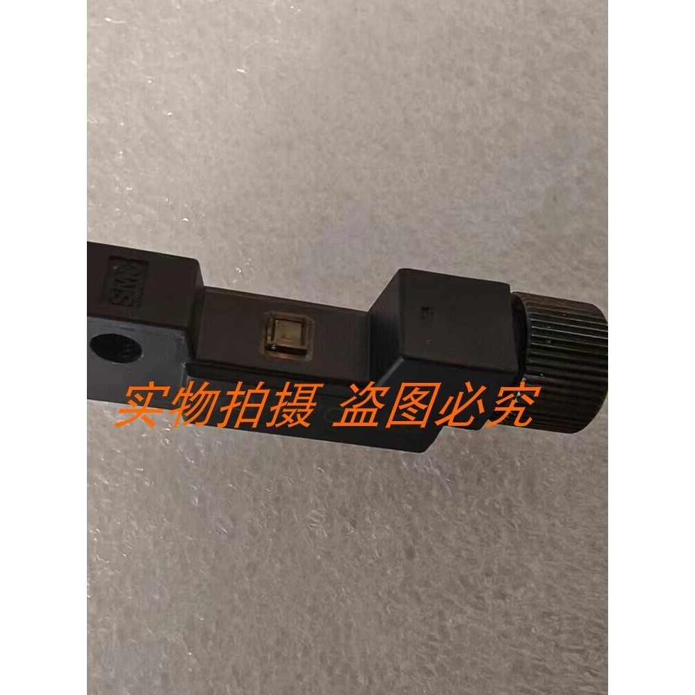 พร้อมส่ง สวิตช์แม่เหล็ก SMC ของแท้ D-F79 D-J79 D-H7A1