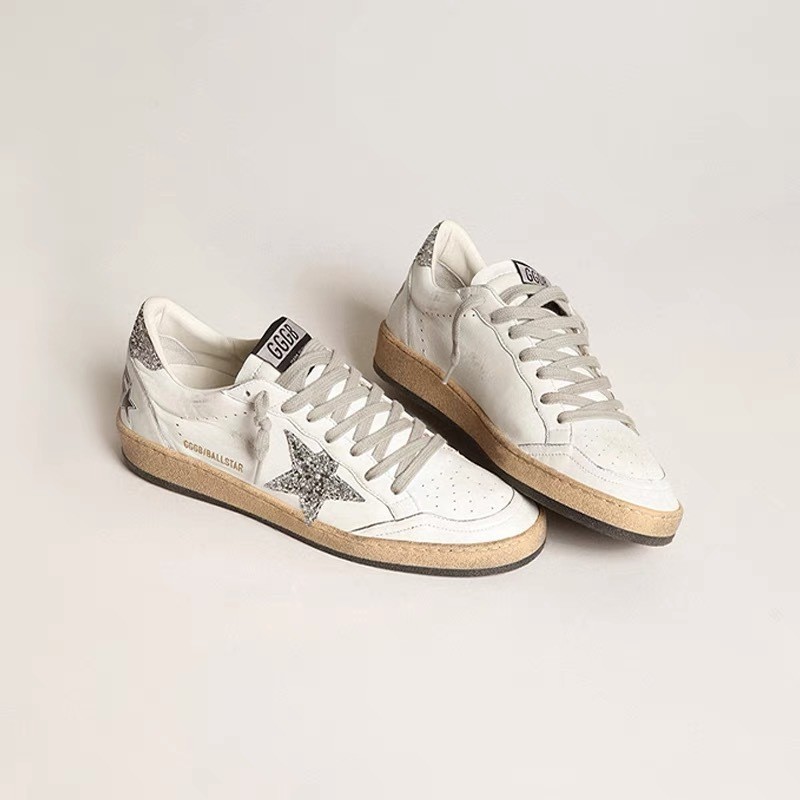 Golden goose รองเท้าผ้าใบสําหรับผู้ชายและผู้หญิง คู่ Unisex Old Star Little Dirty Shoes รองเท้าสีขาว