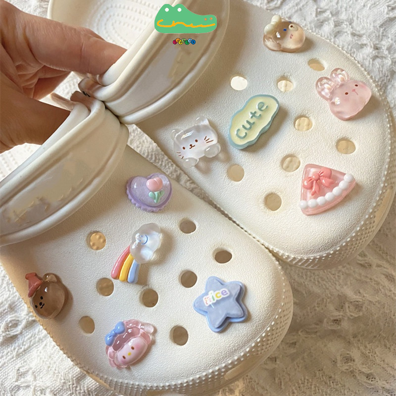 Jibbitz Crocs 10 ชิ้น/เซ็ตล้างเค้ก Cube รองเท้า BUCKLE Charm Rainbow Cloud รองเท้าแฟชั่นอุปกรณ์ตกแต่ง