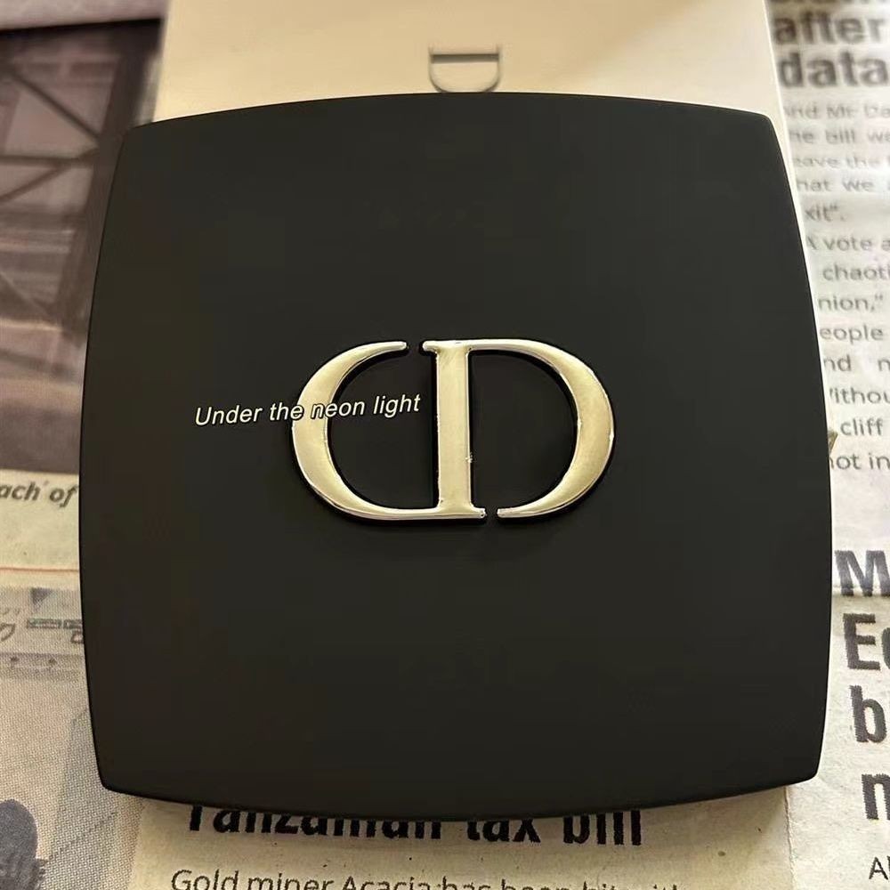 Dibiao Xiaoxiangfeng กระจกแต่งหน้าแบบพับได้ HD แบบพกพา Simple สองด้าน High-End Frosted กระจกแต่งหน้ากระจกความงาม