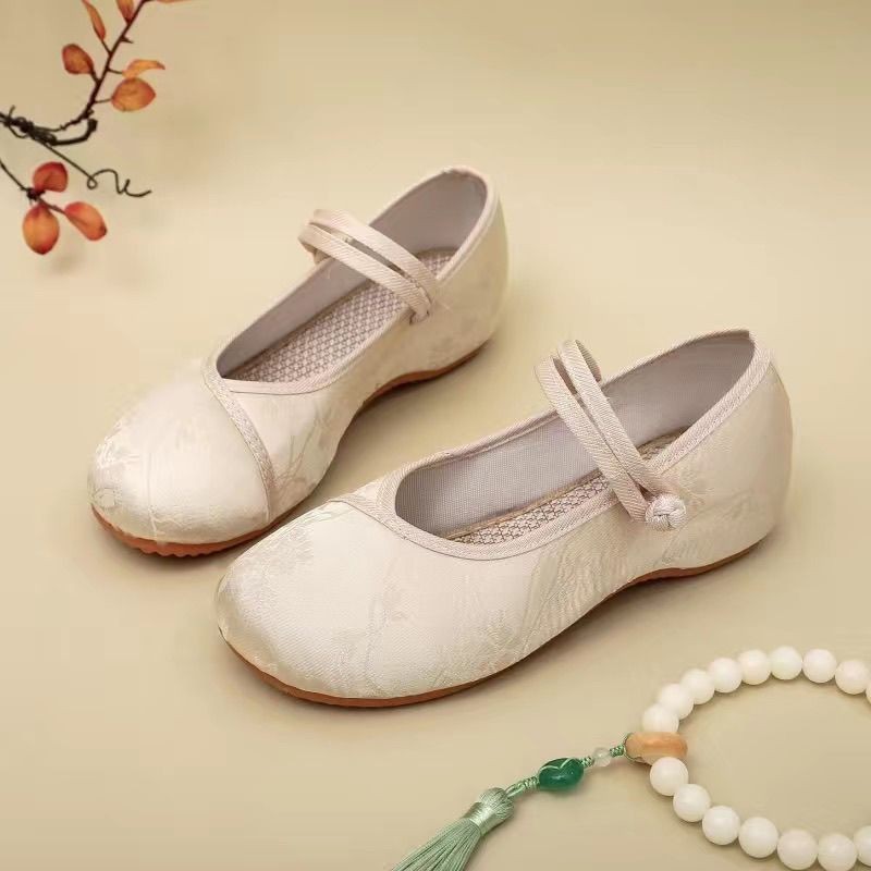 ใหม่ปักกิ่งผ้ารองเท้า Retro ซาตินเพิร์ลปักรองเท้าชาติพันธุ์เต้นรํา Soft Sole โบราณ Hanfu