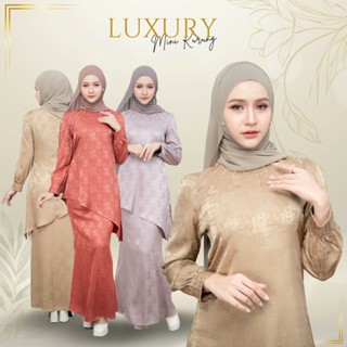 ชุดมินิกูรง สำหรับมุสลิมะห์ เนื้อผ้าแจ็คการ์ดซาติน สำหรับใส่…