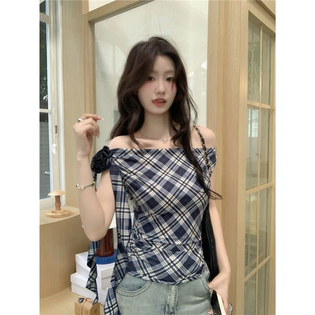 เสื้อยืดผู้หญิงสไตล์วินเทจ ลายสก๊อต ทรงสリม กระหันการออกแบบใหม่ มีความเก๋ไก่งอน