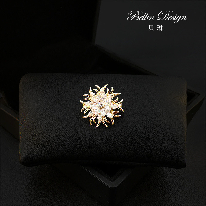 [Belin] Belin เข็มกลัด Camellia ขนาดเล็ก High-End หญิงหรูหราอารมณ์ดอกไม้สีทอง Pin ชุดอุปกรณ์เสริม 51