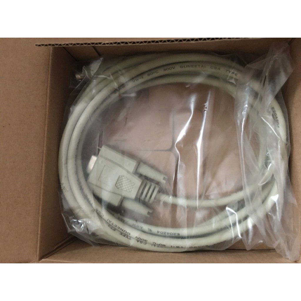 GT01-C30R2-6P หน้าจอสัมผัสและสาย Q Series plc สายการสื่อสาร