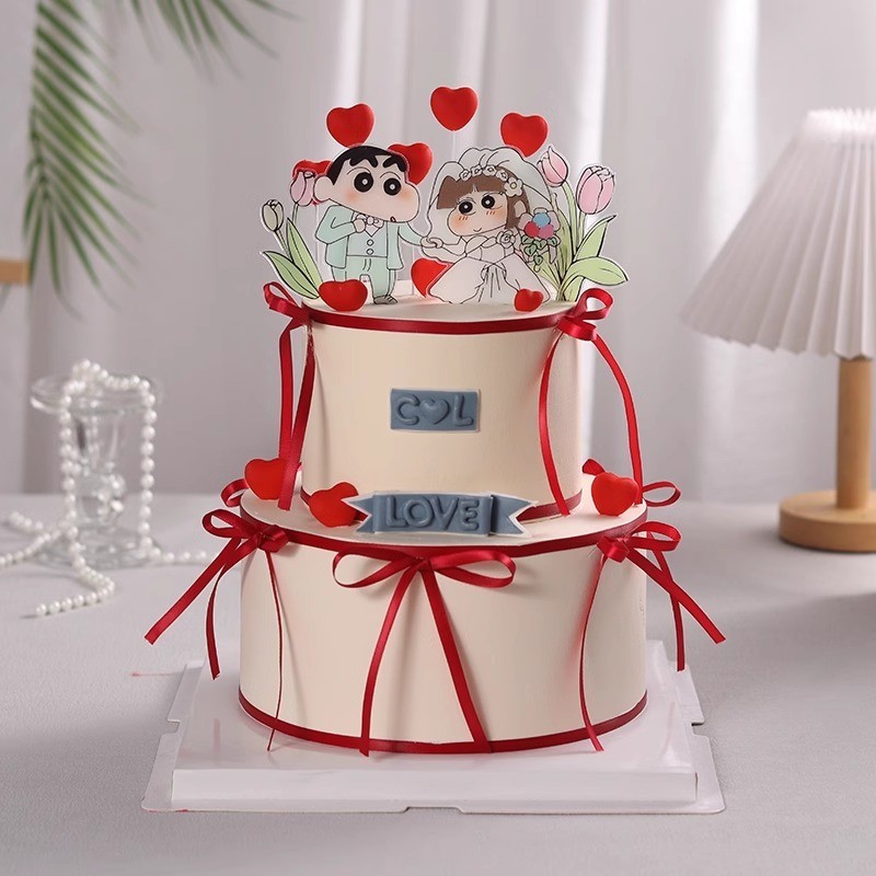 Crayon Shin chan คู่หมั้นงานแต่งงานเค้กตกแต่งตกแต่งยางนุ่ม Love Plugin Party ตกแต่ง