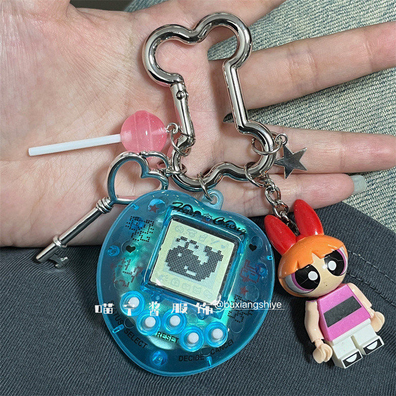 ห้อยกระเป๋า keychain จี้กระเป๋า พวงกุญแจรถ Bag Charm the powerpuff girls บุคลิกภาพสร้างสรรค์น่ารักกระเป๋าจี้เครื่องเกมสัตว์เลี้ยงอิเล็กทรอนิกส์จี้การ์ตูนพวงกุญแจของขวัญที่ไม่ซ้ำกัน - รูปที่ 4
