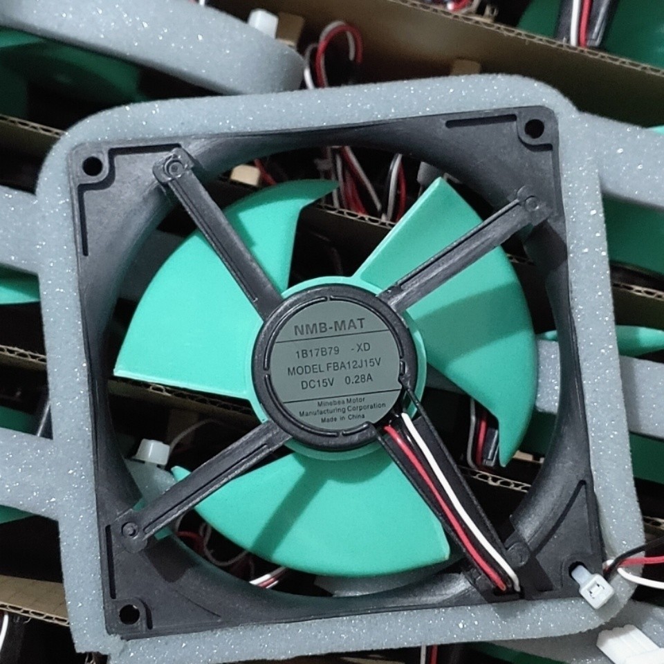 เหมาะสำหรับ Sharp (Sharp) BCD-600WASF-S ตู้เย็น15v0.28a พัดลมระบายความร้อนในตู้เย็นมอเตอร์พัดลม