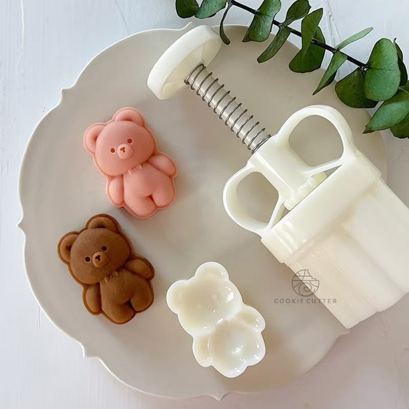 BEAR MOONCAKE MOLD / CUTE BEAR COOKIES MOLD