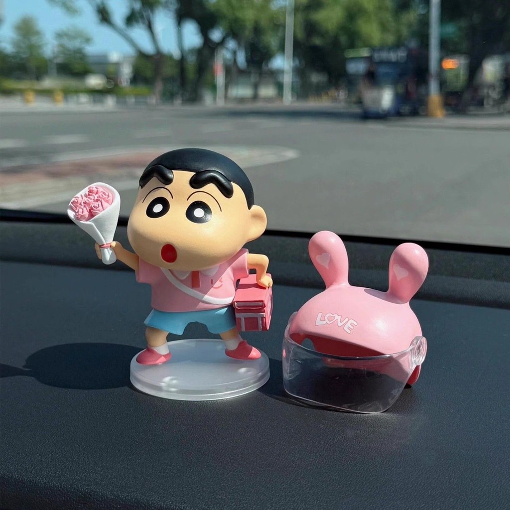 ส่งดอกไม้ เครยอนชินจังเครื่องประดับรถคอนโซลกลางรถตกแต่งหน้าจออุปกรณ์ตกแต่งภายในรถยนต์