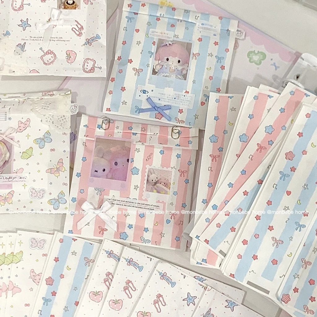 ถุงกระดาษ ถุงกระดาษของขวัญ ลายน่ารัก🎀 ขนาด17*12cm ราคา10ชิ้น