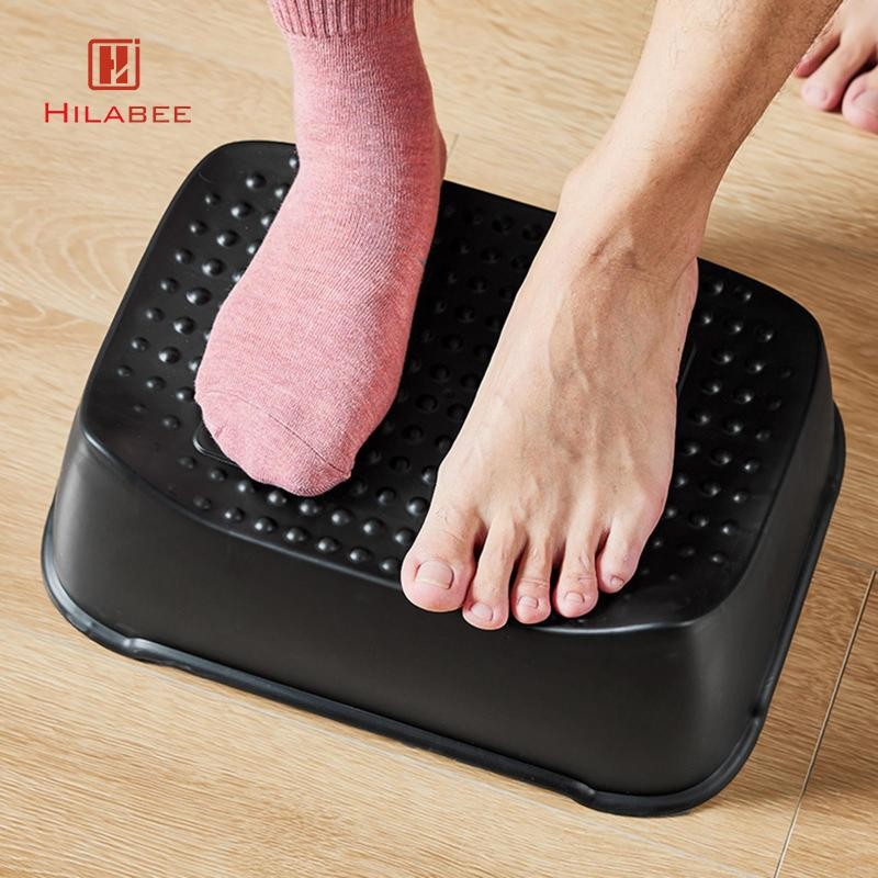 [hilabee] ที่วางเท้าใต้โต๊ะพร้อมลูกกลิ้งนวดที่วางเท้าตามหลักสรีรศาสตร์สําหรับเล่นเกมที่บ้าน