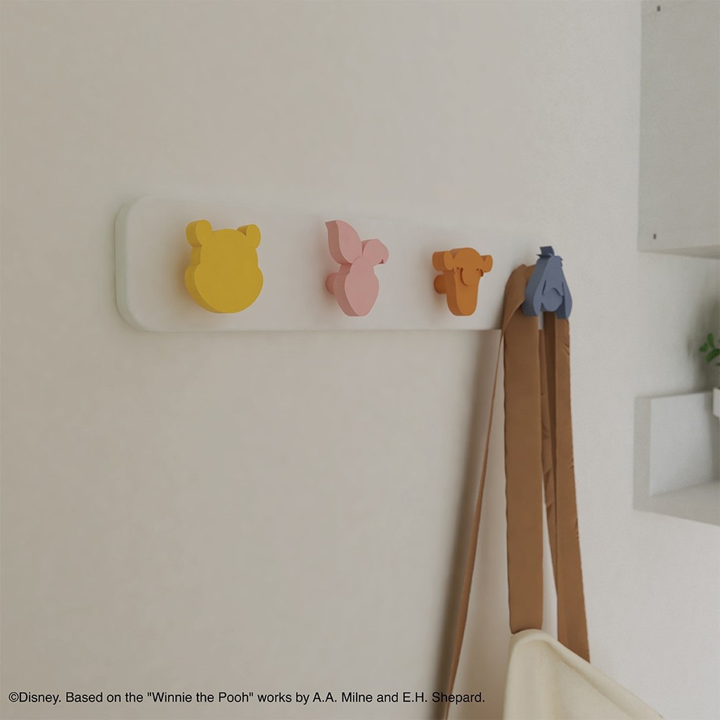 Disney Home ที่แขวนอเนกประสงค์ DISNEY รุ่น BUZZYBEE-POOH&F01 สีขาว (40x5x9 ซม.)  แบรนด์ KONCEPT FURNITURE