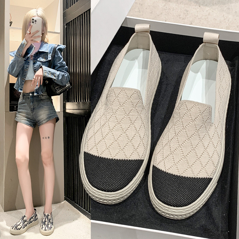 รองเท้าไม่มีส้นของผู้หญิงบินทอฤดูร้อนแฟชั่นใหม่อเนกประสงค์ระบายอากาศสบาย wearproof สบายอินเทรนด์