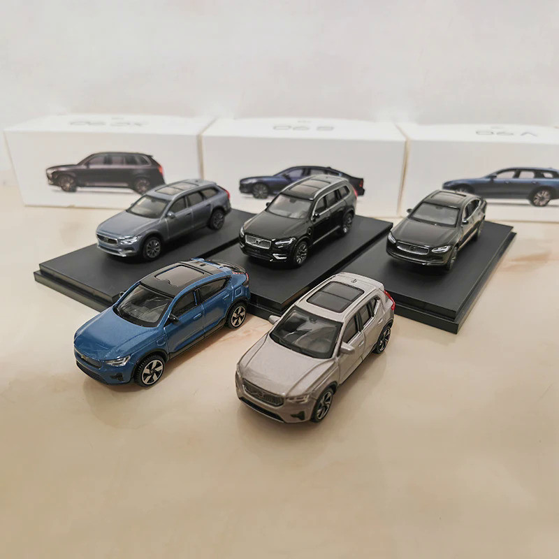 1:64 Scale XC90 S90 V90 XC40 C40 XC60 Vehicle Alloy Car Model Diecast Toy Collectible Ornament Souve