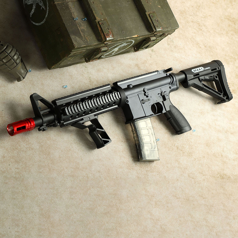ปืนเล่นของเด็กผู้ชาย m4a1 ตัวใหญ่ ไหล่หนัก มีสายรัด พกพาง่าย