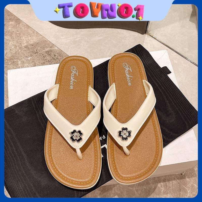 ToyNo.1🧸 พร้อมส่ง🧸"LT-1688-1" รองเท้าแตะหูคีบ พื้นแบน ประดับดอกไม้เล็กๆน่ารัก มี2สี ใส่สบายนุ่ม สไตลืผู้หญิง