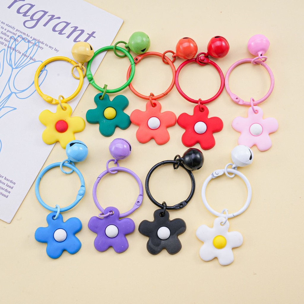 10pcs สีอะคริลิน่ารักดอกไม้เล็ก ๆ ระฆังจี้พวงกุญแจ Carabiner พวงกุญแจ Pentagram จี้ DIY พวงกุญแจกระเป๋าเครื่องประดับ