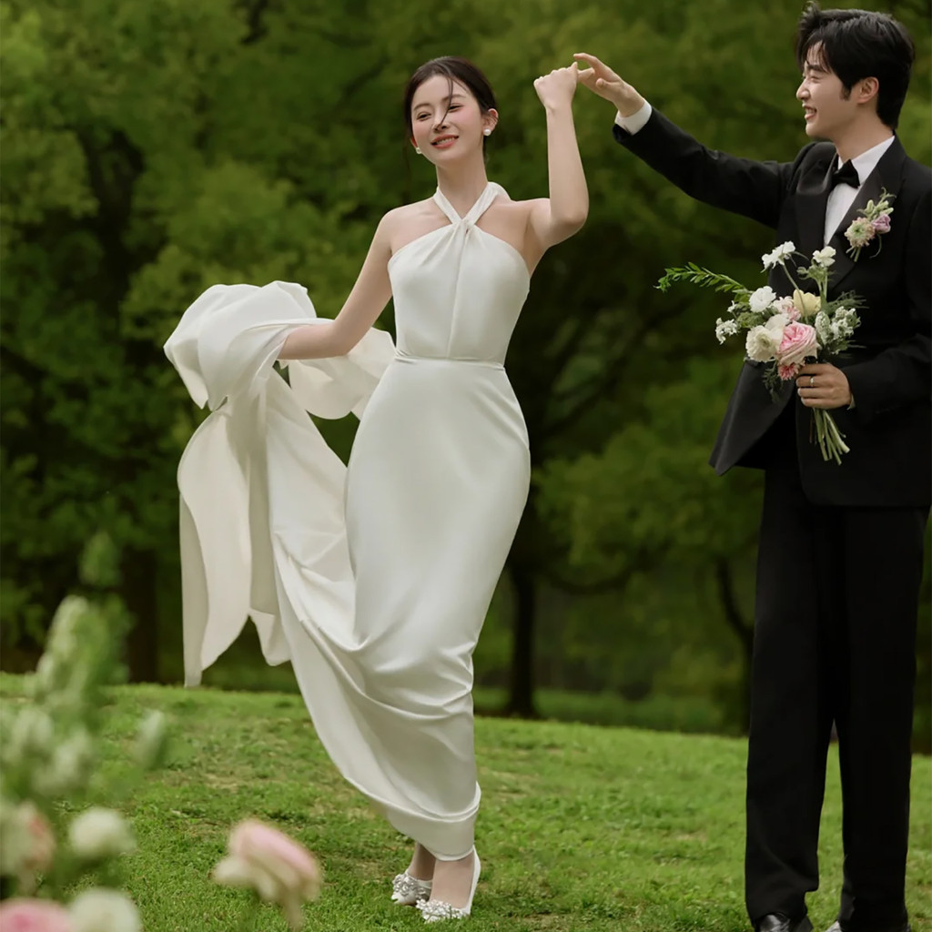 ภาษาฝรั่งเศสคํางานแต่งงานซาตินแขวนคอ Niche Design Advanced Sense Studio Theme Photo ชุดราตรีเจ้าสาว 