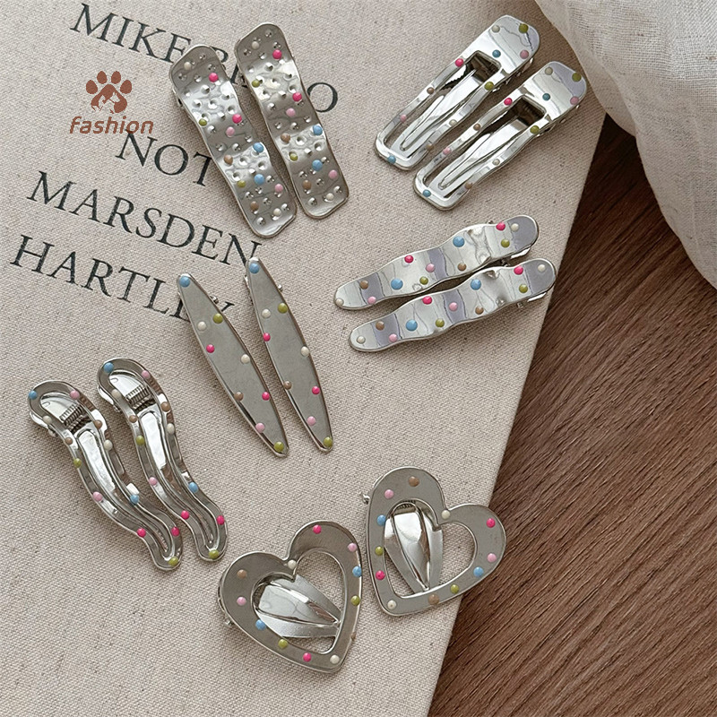 [แฟชั่น] กิ๊บติดผม Silvery Y2k สําหรับผู้หญิง Elegant Metal Duckbill คลิปด้านข้าง Bangs Barrettes เครื่องประดับผมเด็กผู้หญิง {TH}