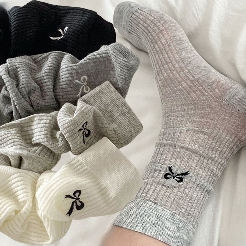 หวาน Lolita ลูกไม้โบว์ถุงเท้ายาวผู้หญิงสาวฤดูร้อน Hollow Out ถุงเท้า Casual ลูกเรือหลวม Sox กลาง-หลอดถุงน่องบาง Streetwears