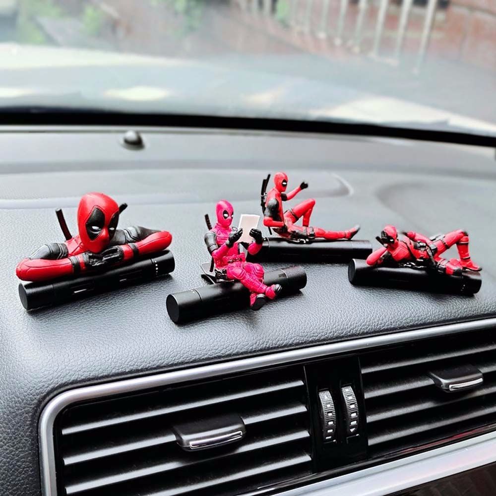 การ์ตูน PVC คอลเลกชันตัวเลข Superhero รุ่น Figuals ของเล่นเครื่องประดับอัตโนมัติเดสก์ท็อปตกแต่ง Avengers Action Figure รถตกแต่งภายใน Deadpool รุ่น