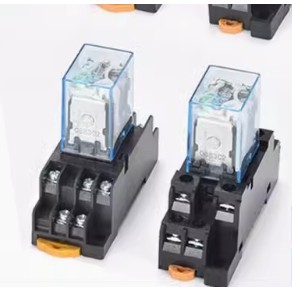 รีเลย์กลางขนาดเล็ก Omron พร้อมฐาน MY2N-J 24V MY4N-J MY3N-J พร้อมฐาน