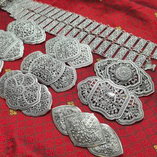 เข็มขัดเงินโบราณพร้อมหัว สวมใส่ประดับชุดไทย มาพร้อมหัวหลากหล…