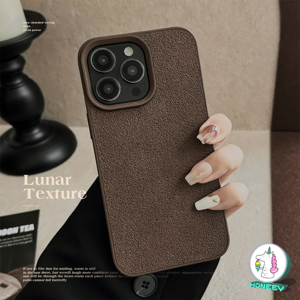 แฟชั่นสีน้ําตาลเข้ม Moon Crater รูปแบบเคสโทรศัพท์สําหรับ IPhone 11 12 13 14 15 Pro Max Retro หนัง Anti-drop กันกระแทก