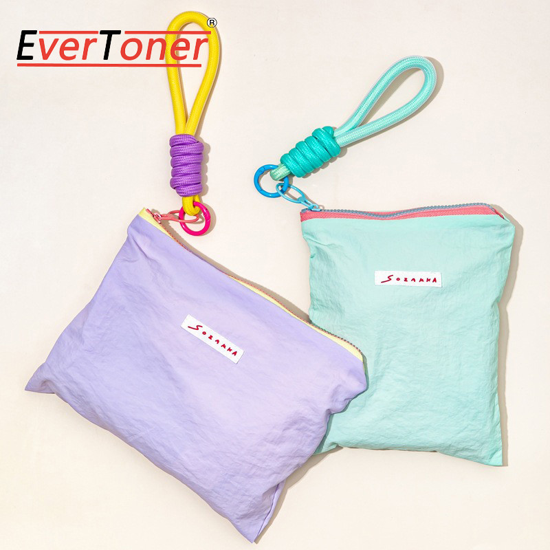 EverToner กระเป๋าแต่งหน้าสีไอศกรีมสไตล์เกาหลีกระเป๋าเก็บเครื่องสําอางกระเป๋ามือถือตัวอักษร