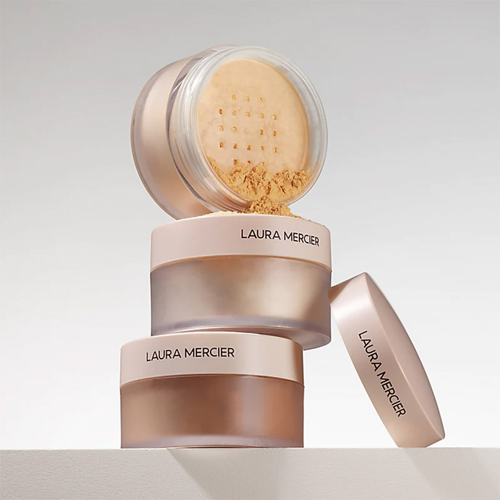 Laura Mercier بودرة تثبيت شفافة Ultra Blur ‏6 غ — Honey — صورة 4