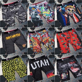 ชุดชั้นในชายระบายอากาศเซ็กซี่