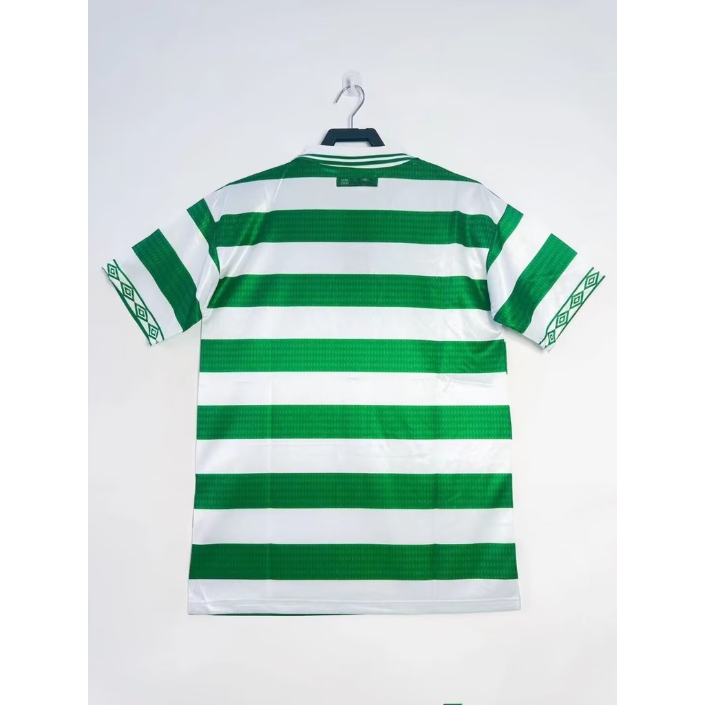 1997-99 เซลติกส์ บ้านฟุตบอลย้อนยุคกีฬาด้านบนเสื้อยืดแขนสั้น
