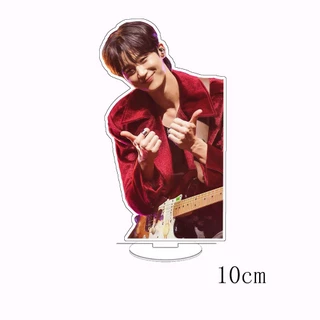 Byeon Woo Seok อะคริลิค Standee 10 ซม.ตกแต่งโต๊ะของขวัญนักเรียน