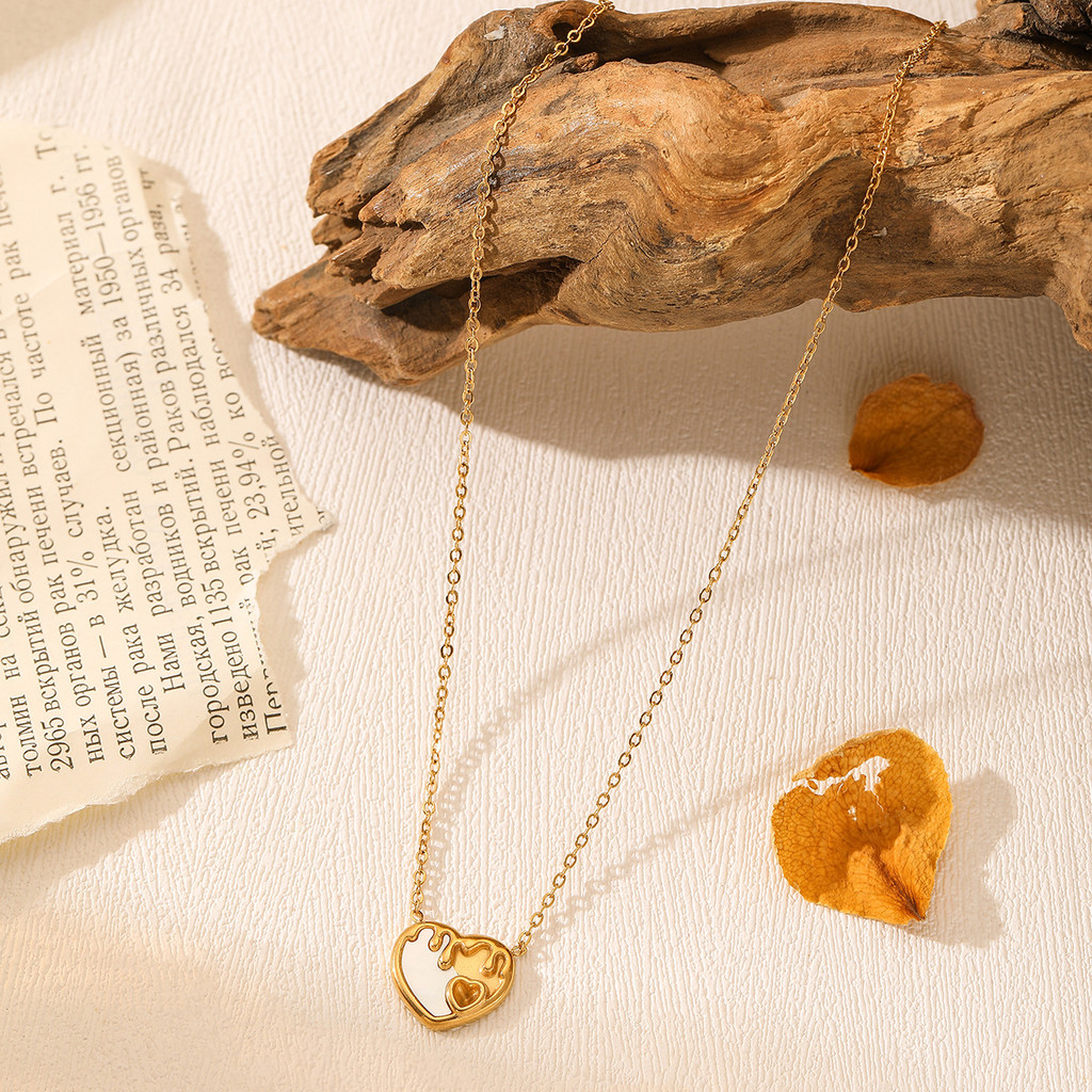 สไตล์เกาหลีสไตล์ใหม่แฟชั่นเพชร-เรียงราย Love Heart สร้อยคอ High-End Niche Design Classy Clavicle Chain เครื่องประดับ
