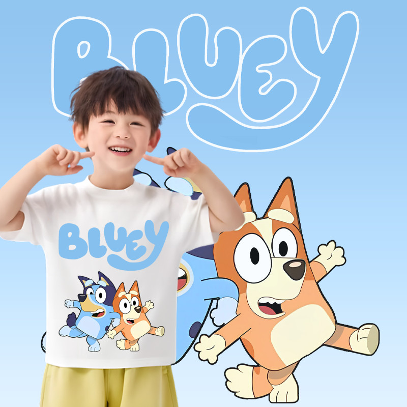 NEW เสื้อเด็ก Bluey เสื้อยืดแขนสั้น พิมพ์ลายกราฟฟิค | การ์ตูนการ์ตูนลูกสุนัข ผ้าCotton 100% T-Shirt ชุดใหม่น่ารัก #06