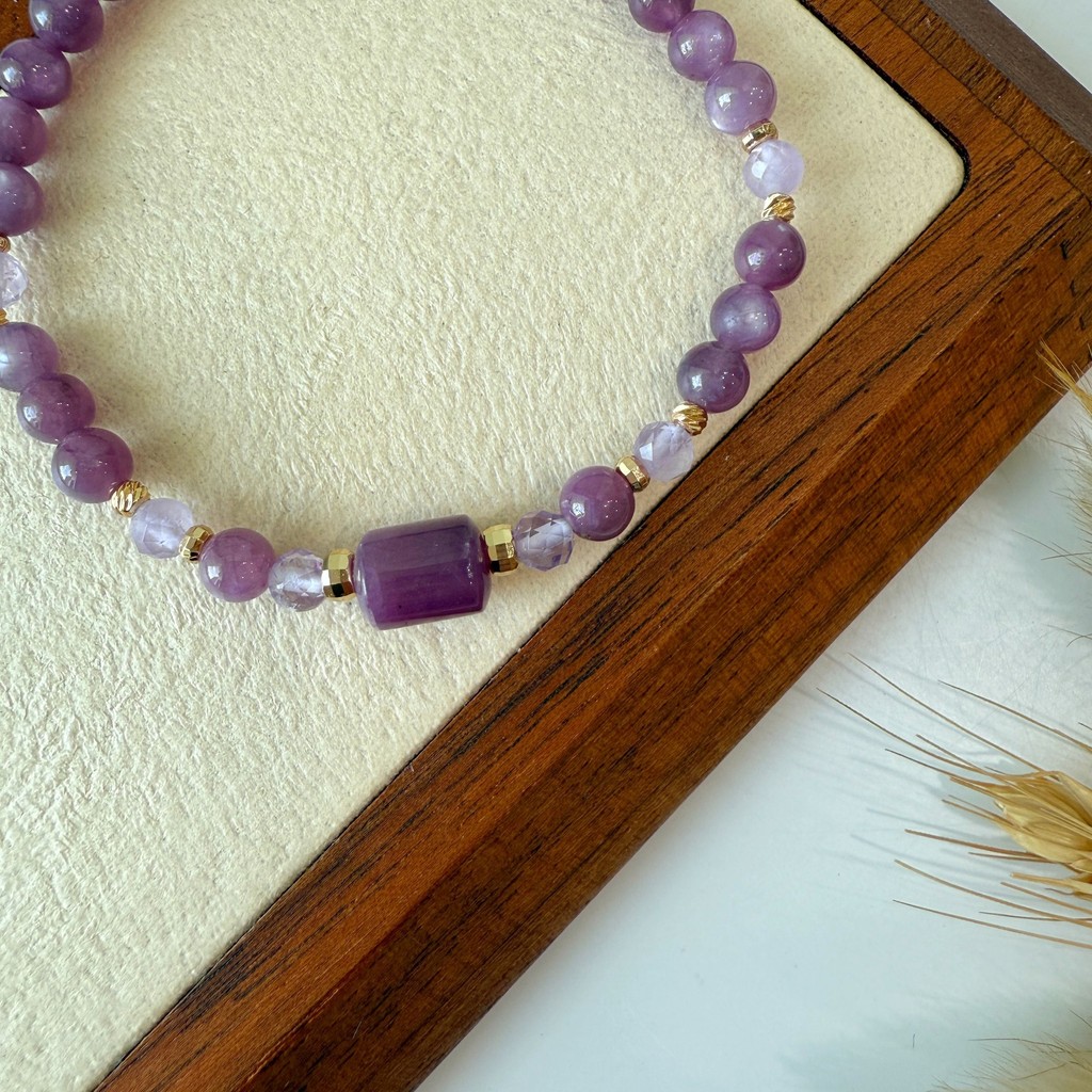 L1836 : Ruby & Lavender Amethyst (4-6mm)