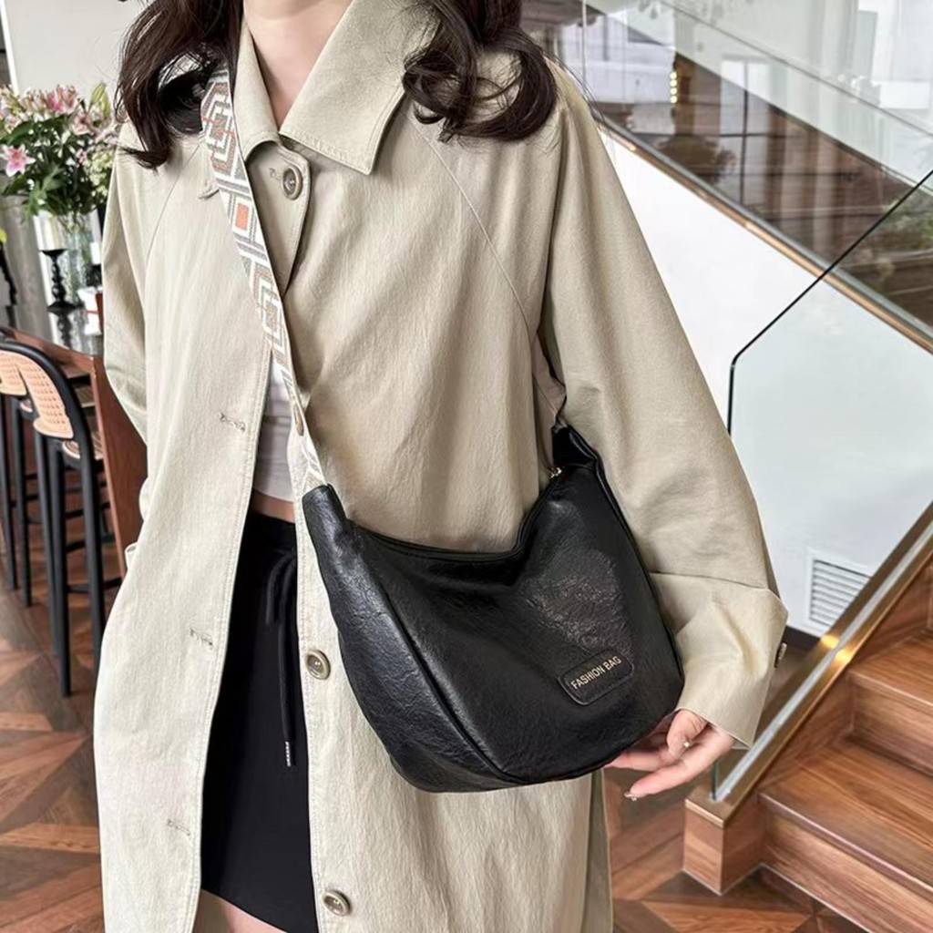 【พร้อมส่ง】missbagfashion กระเป๋าสะพายข้า กระเป๋าเฟชั่น สไตล์เกาหลี