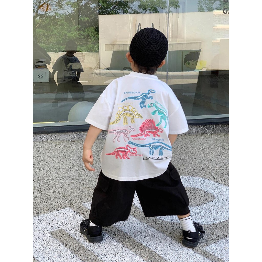 (จัดส่งตลอด 24 ชั่วโมง)Kids T shop การ์ตูนไดโนเสาร์พิมพ์เสื้อยืดแขนสั้นเด็กฤดูร้อนสบาย ๆ หลวมแฟชั่นเย็นเสื้อยืด