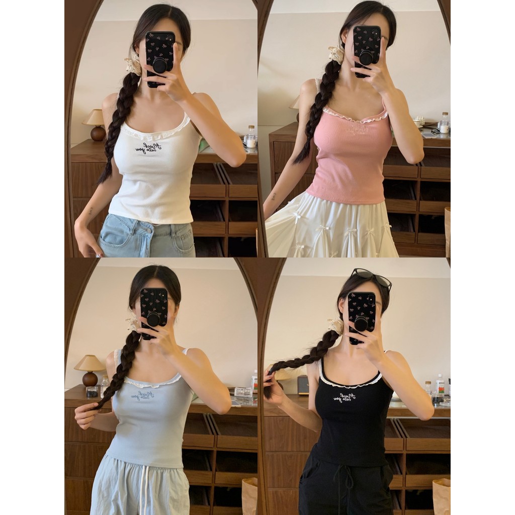 Anne เสื้อสายเดี่ยว มีฟองน้ำ แต่งลูกไม้ ดีเทลปักลายตัวอักษรน่ารัก เข้ารูป เสื้อครอป สไตล์เกาหลี ทรงสวย #FY1072