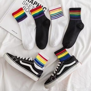 ถุงเท้าข้อกลาง คาดแถบสีรุ้ง ถุงเท้าแฟชั่นลายสายรุ้ง 🌈 Rainbow socks เนื้อผ้าดี ใส่สบาย