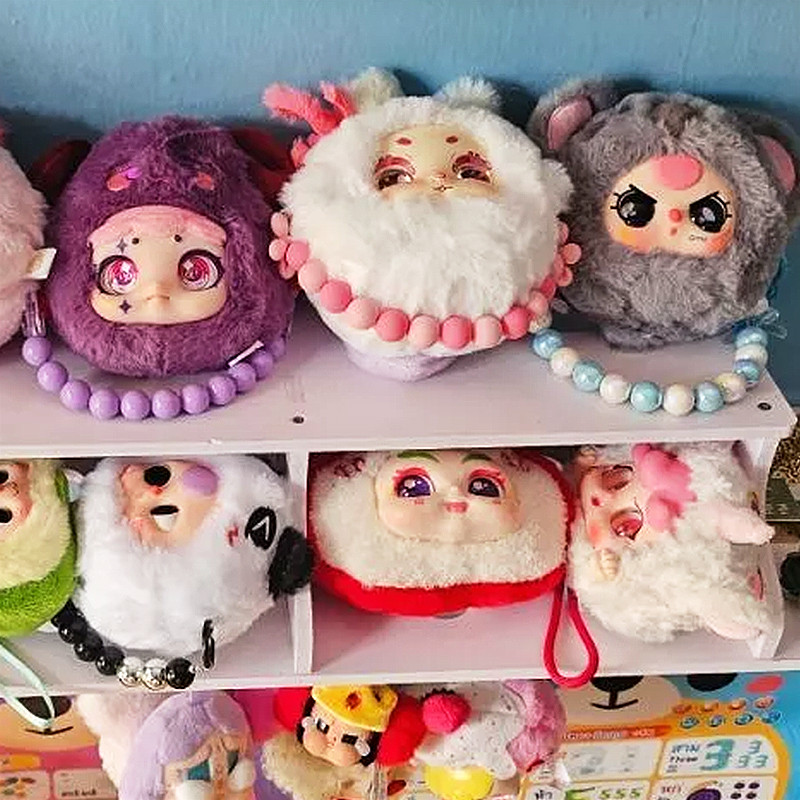 จัดส่งที่รวดเร็ว สายคล้อง Baby three ใหม่ สายคล้องข้อมือ ประดับลูกปัด เคสโทรศัพท์มือถือ ประดับลูกปัดไข่มุก ป้องกันกา
