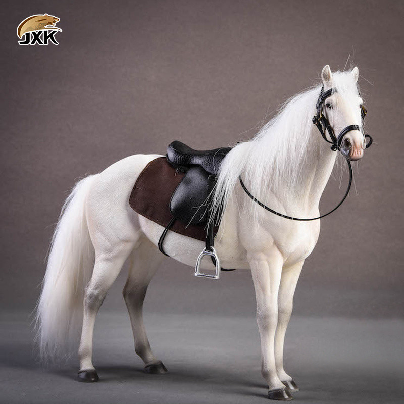 ยี่ห้อใหม่แท้ JXK1/12 Warm Blood Horse จําลองม้าเรซิ่น Dark Horse เดสก์ท็อปสัตว์ตกแต่ง Hand-Made ตกแ