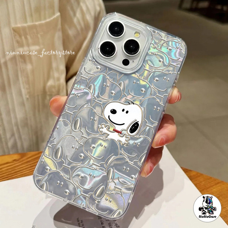 For เคสไอโฟน11 13 ลายการ์ตูน เคสโทรศัพท์ Snoopy Pattern Laser Case For iPhone 11 12 14 15 Pro Max X 6 7 8 Plus XR SE เคส