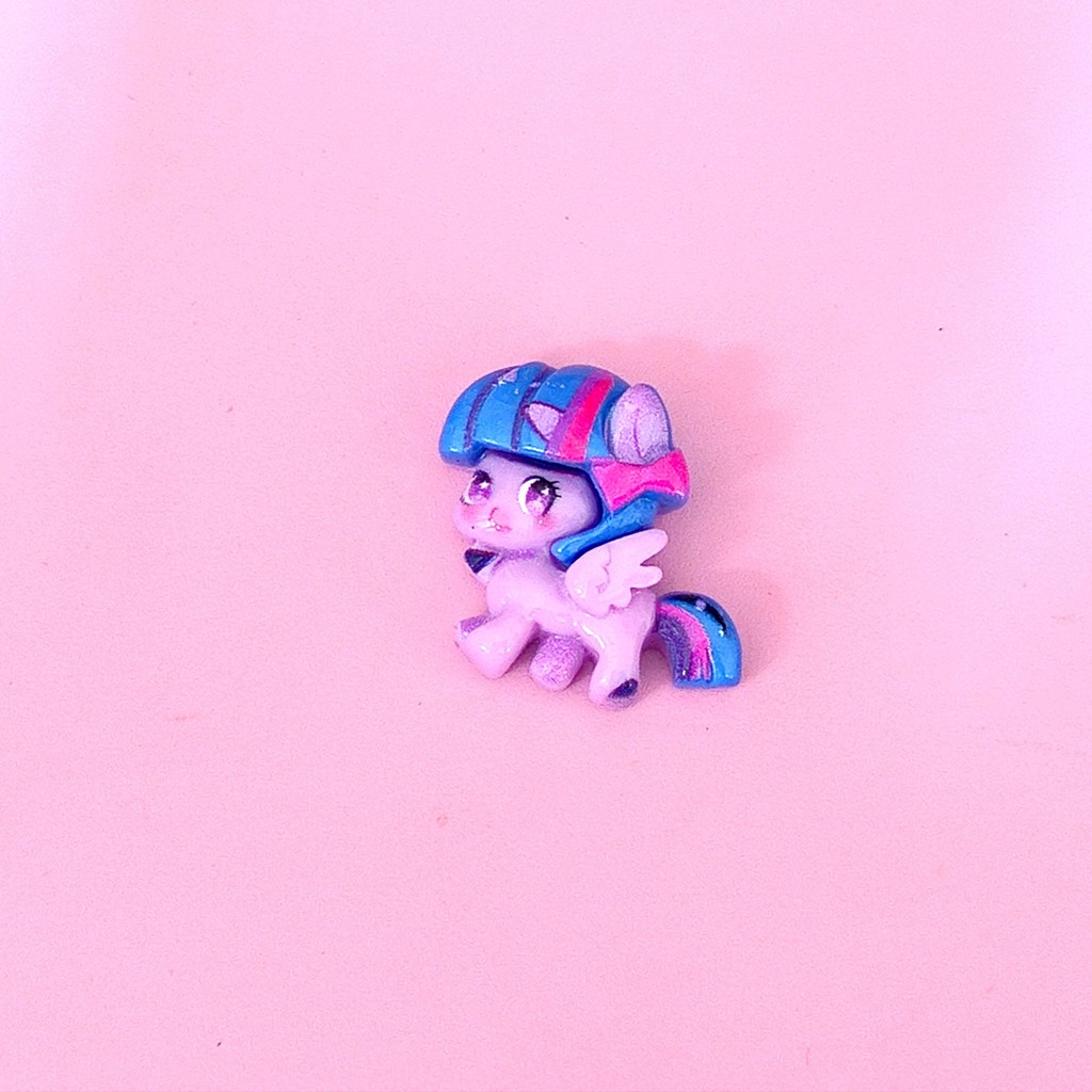 Usoq Pony Polly crocs หัวเข็มขัดรองเท้า Cute Pony paradise อุปกรณ์รองเท้า diy อุปกรณ์เสริมกาวครีม