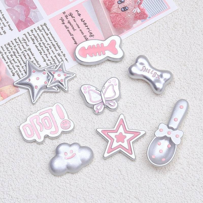 การ์ตูนสีชมพูผีเสื้อเงิน Jibz Cro รองเท้า Charm DIY น่ารักเรซิ่นเครื่องประดับอุปกรณ์เสริม DIY เคสโทรศัพท์ Handmade Patch รองเท้าชายหาดตกแต่ง