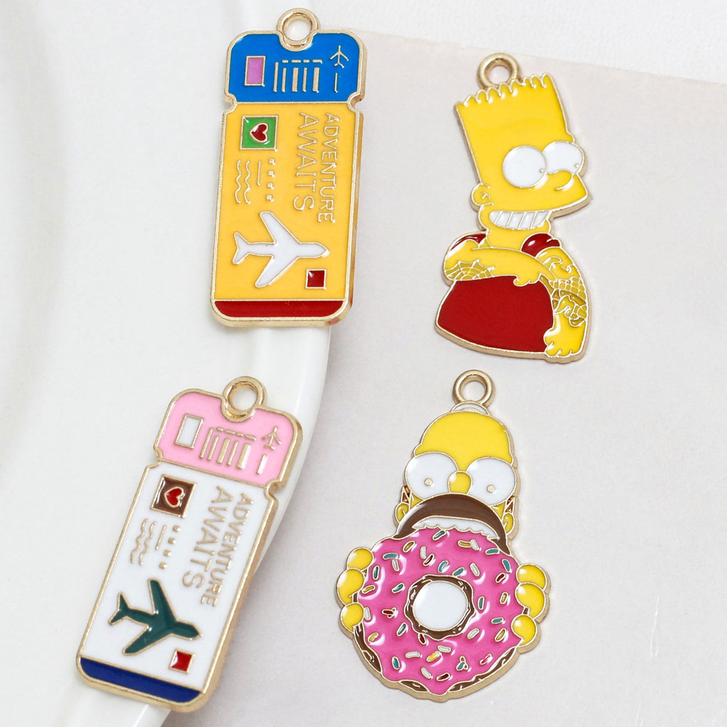 2 ชิ้น/ล็อตการ์ตูนเครื่องประดับเกาหลี Simpson เครื่องบินยี่ห้อเคลือบจี้อุปกรณ์เสริม Charms สําหรับผู้หญิง, Key Chain/ต่างหู/สร้อยคอจี้ทําด้วยมือ DIY เครื่องประดับ 227 ราคา ถูกที่สุด ดีลบีเคเค แกลเลอรีภาพที่ 3