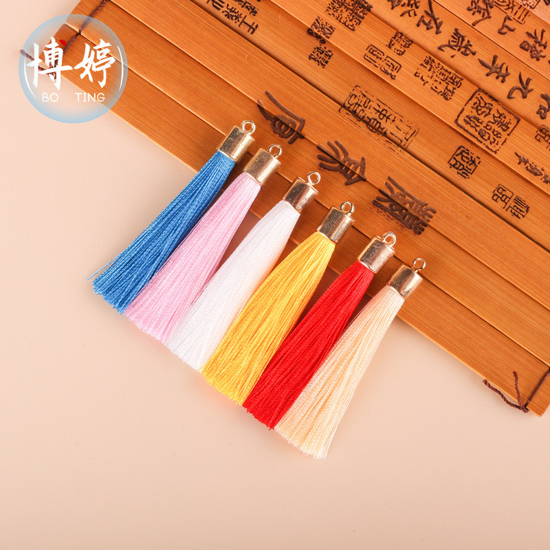 หมวกโลหะเทียมขนาดเล็กพู่ทำด้วยมือ DIY เครื่องประดับขนาดเล็กวัสดุงานฝีมือที่คั่นหน้าต่างหูพู่เสื้อผ้าที่มีหูแขวน